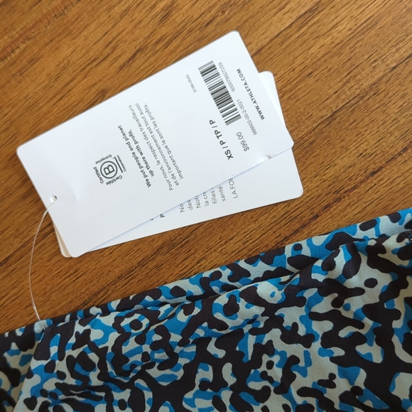 NWT Athleta Infinity Printed Dress - Picture 5 of 5